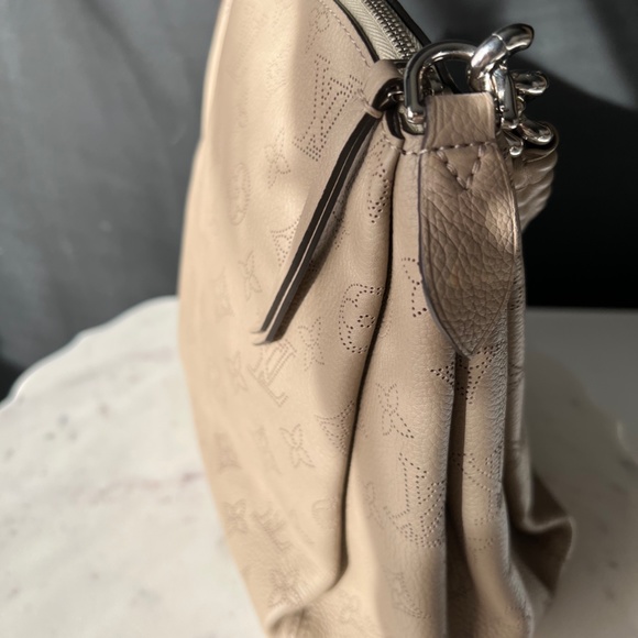 Louis Vuitton | Babylone Mahina BB - Picture 4 of 6